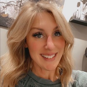 Meet your Posher, Briana